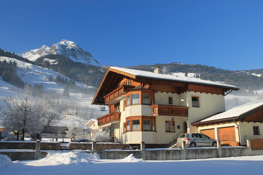 Haus Schoenegger Dorfgastein Luaran gambar